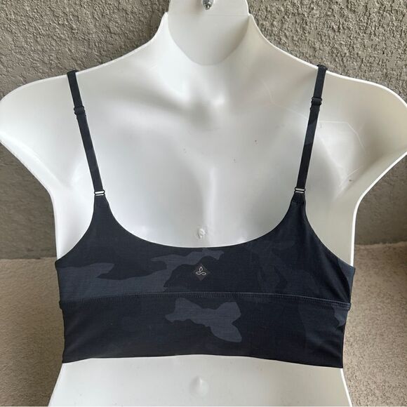 PrAna black & grey Camo layna brami Sz M - Picture 3 of 5